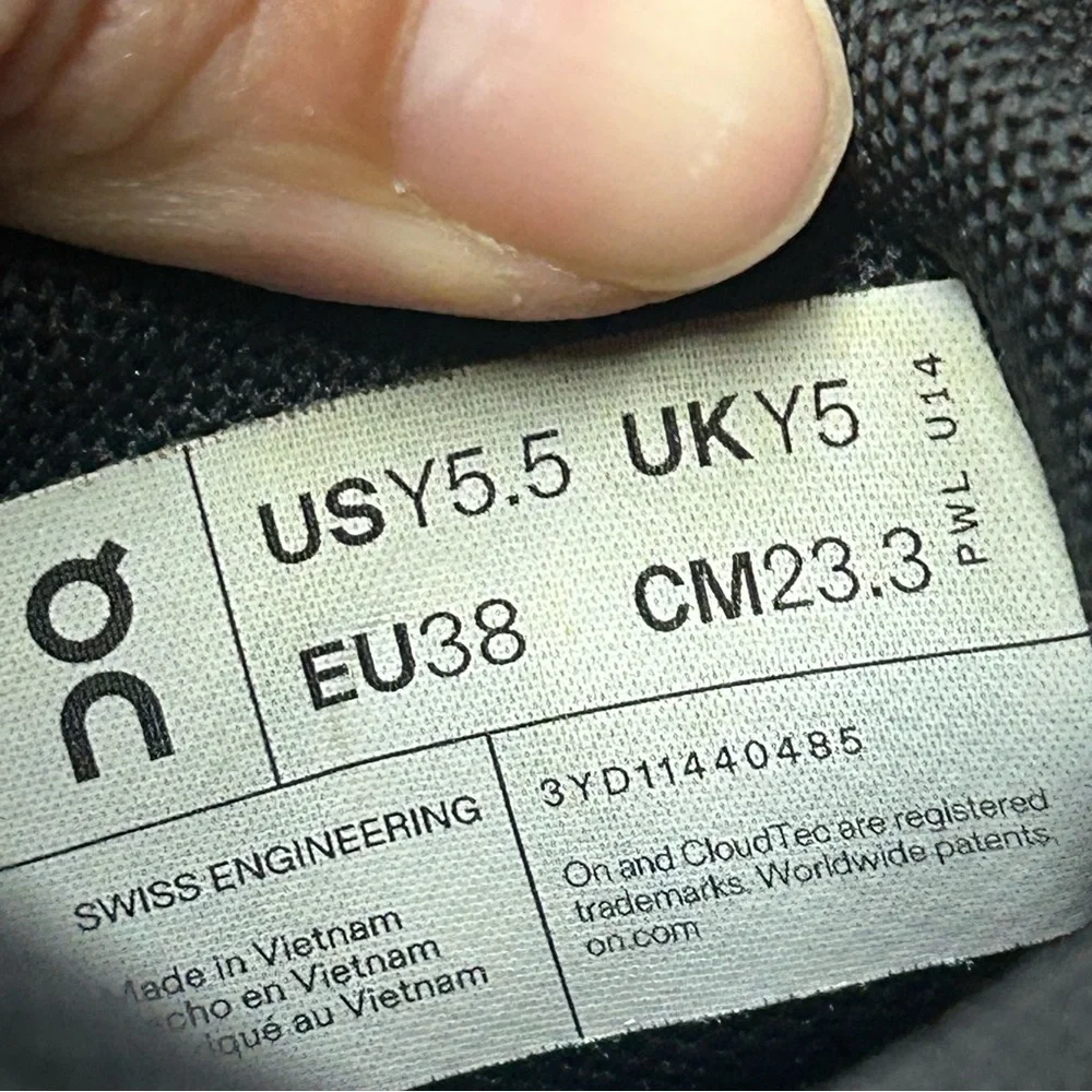 On Running Kids Cloud Sky sneakers‎